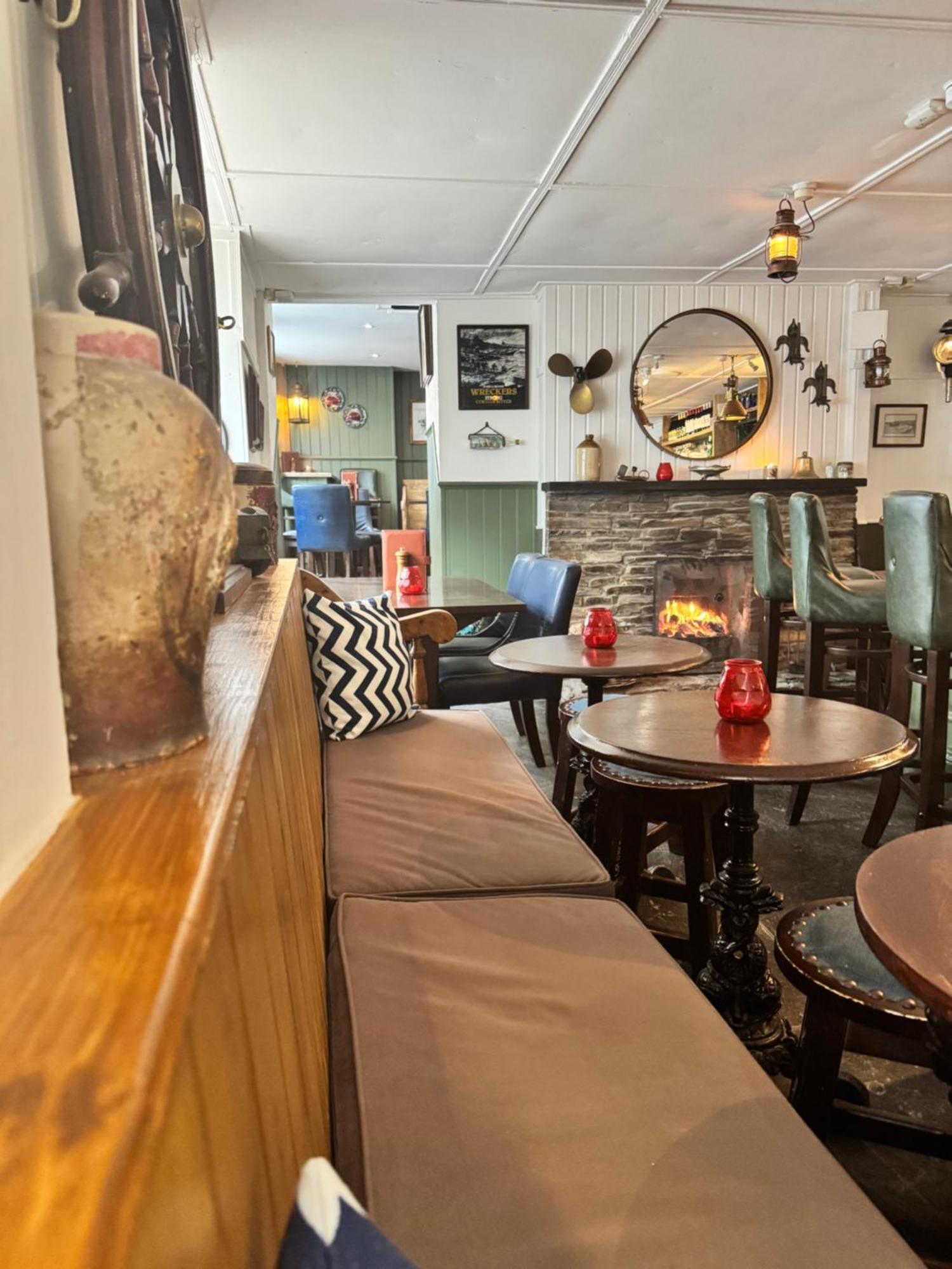 The London Inn Padstow Extérieur photo