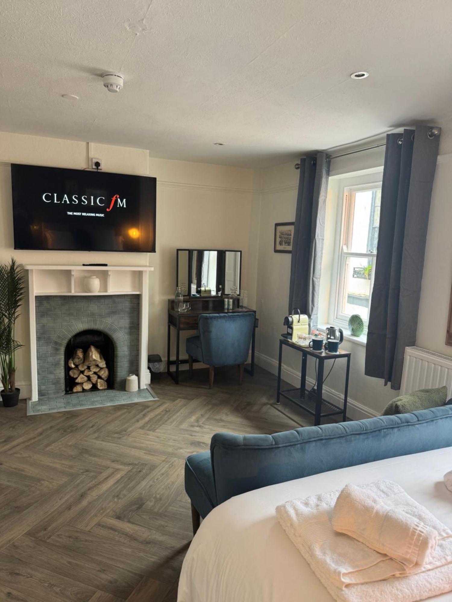 The London Inn Padstow Extérieur photo