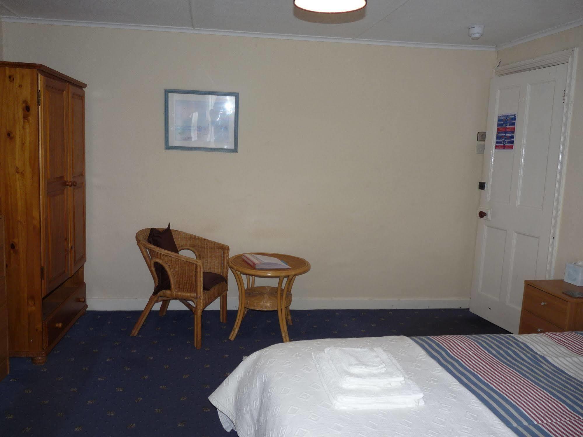 The London Inn Padstow Extérieur photo